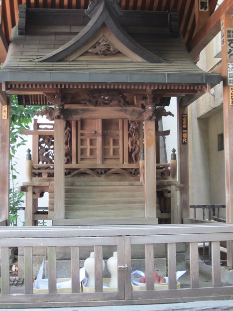 稲荷鬼王神社（歌舞伎町2丁目）恵比寿神社