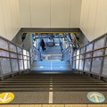 京浜急行本線 金沢八景駅（横浜市金沢区） (3)1・2番線階段