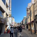 写真: 小町通り入口（鎌倉市）