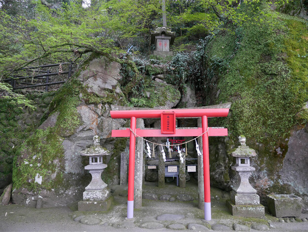亀山公園 (21) 亀山稲荷神社