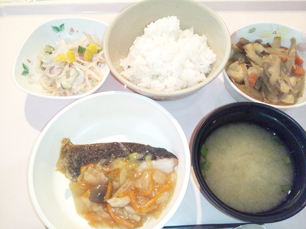 ６月１１日夕食(白身魚の野菜あんかけ) #病院食