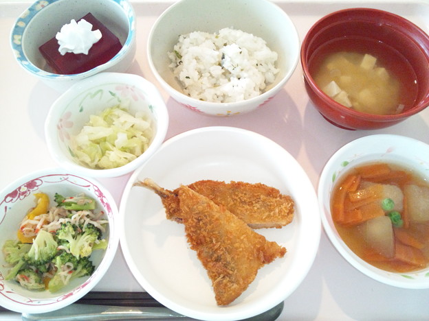 ６月１８日昼食(アジフライ・菜飯) #病院食