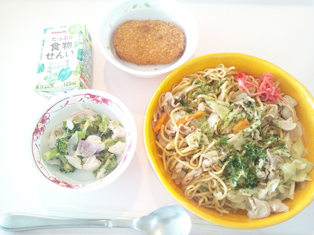 写真: ７月１１日昼食(焼きそば) #病院食
