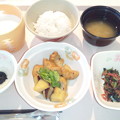 写真: ８月４日朝食(がんもの煮物) #病院食