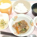 写真: ８月２４日朝食(鶏肉と野菜の炒め煮) #病院食