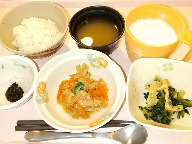 １０月６日朝食(野菜のツナ炒め) #病院食