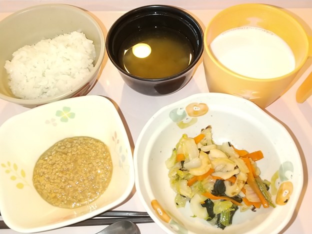 １０月１４日朝食(竹輪と野菜の炒め煮) #病院食