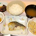Photos: １１月１０日夕食(鯵の塩焼き) #病院食