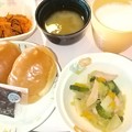 １１月２７日朝食(魚肉ソーセージと野菜のソテー) #病院食
