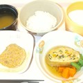 写真: １２月２日朝食(三色信田煮) #病院食