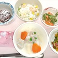 Photos: ２月１３日昼食(クリームシチュー・えびピラフ) #病院食