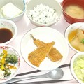 Photos: ３月１８日昼食(アジフライ・菜飯) #病院食