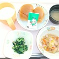 Photos: ３月１９日朝食(魚肉ソーセージと野菜の炒め煮) #病院食