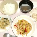 写真: ４月４日夕食(豚肉のオイスターソース炒め) #病院食