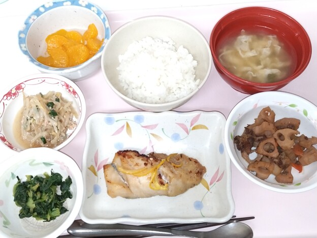 １２月８日昼食(ホキの柚庵焼き) #病院食