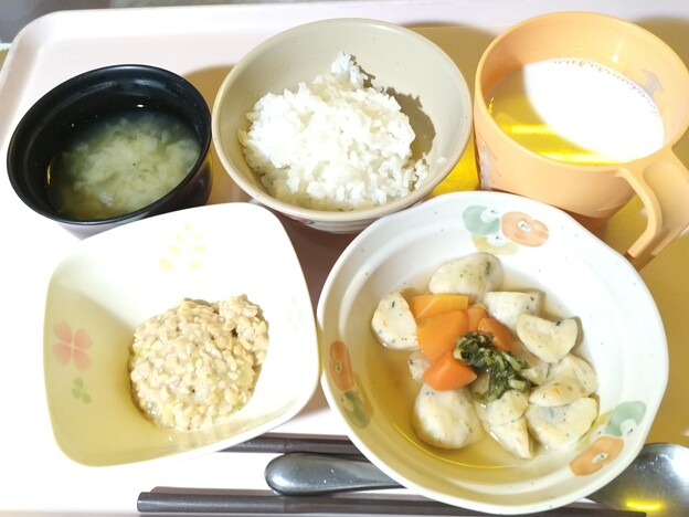 ２月２３日朝食(野菜つみれの含め煮) #病院食