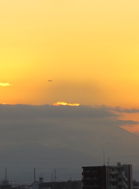 写真: IMG_8195 (2) 今日の富士山頂は燃えていた。