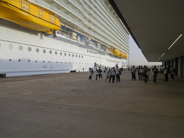 写真: 憧れの世界一の巨大船