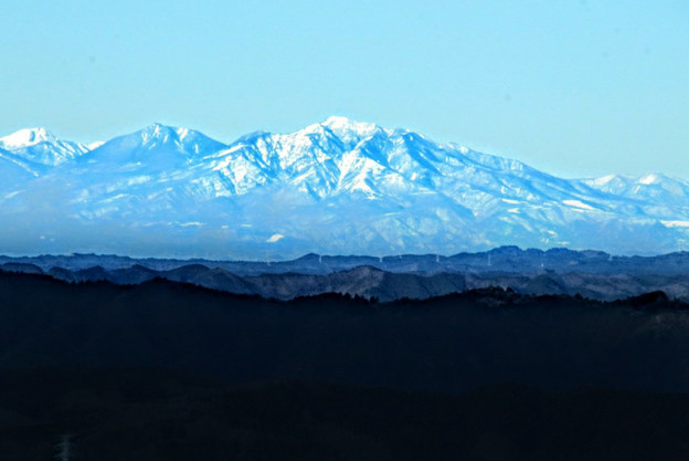 写真: 496 御岩山頂上付近からの眺望