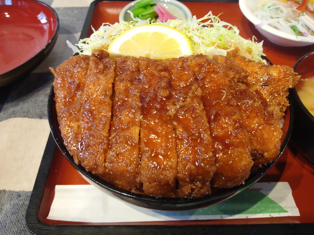 ソースカツ丼1